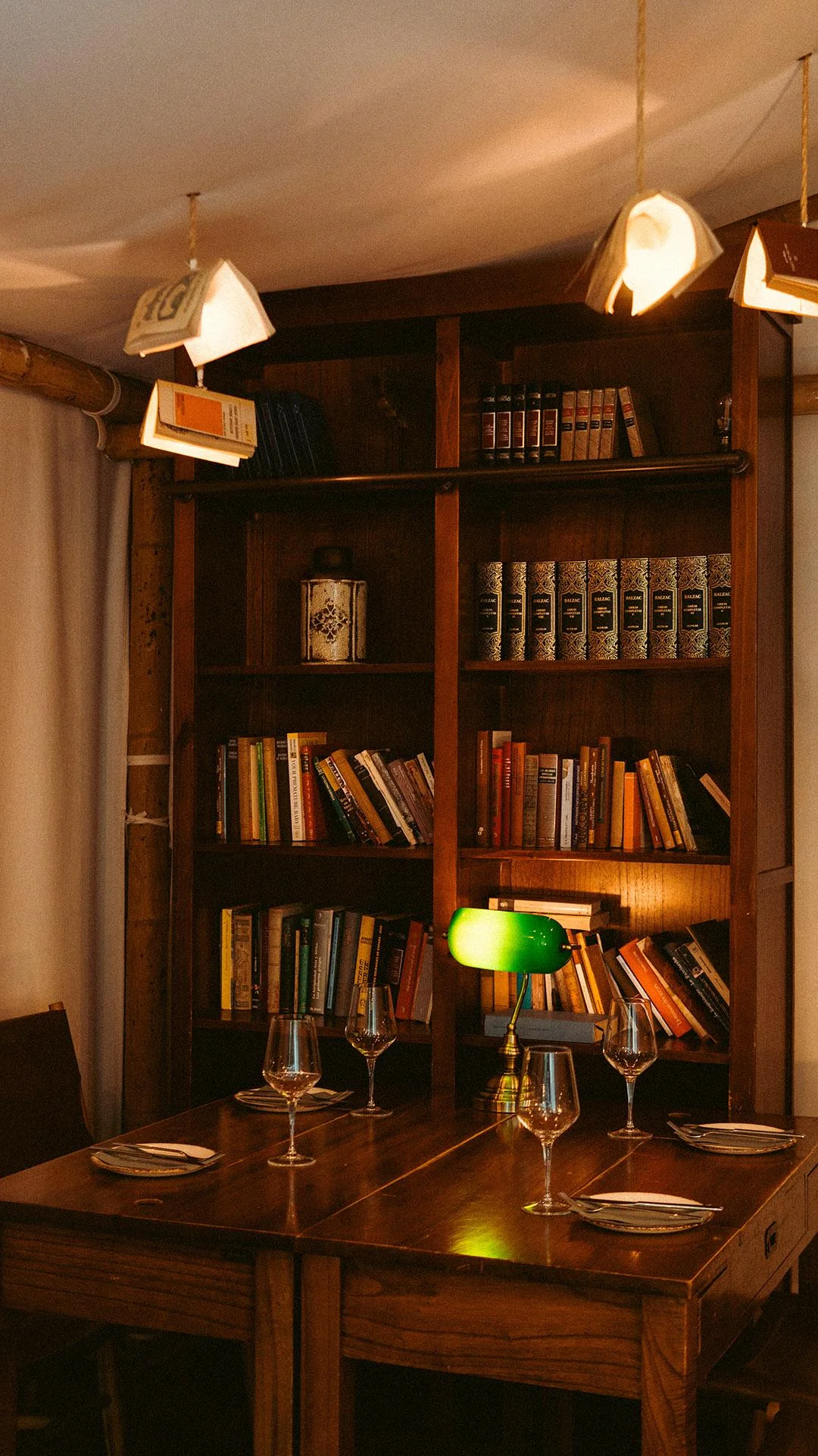 Travel to  Balinese jungle